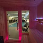 Hotel Cat Deluxe 4*
