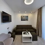 Cat Deluxe Hotel