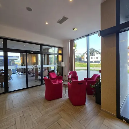 Hotell Cat Deluxe Sanski Most