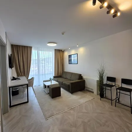Cat Deluxe Hotell 4*